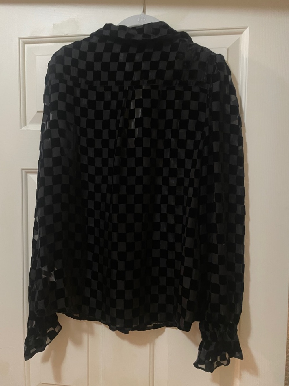 Paige blouse size medium - Picture 3 of 3
